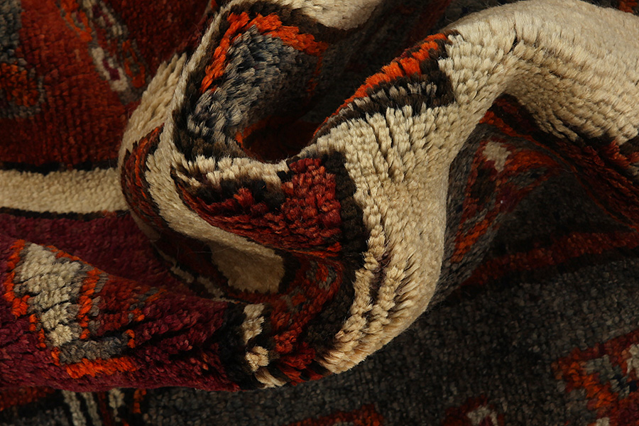 Bakhtiari - Qashqai Persian Carpet 342x128 - Picture 6