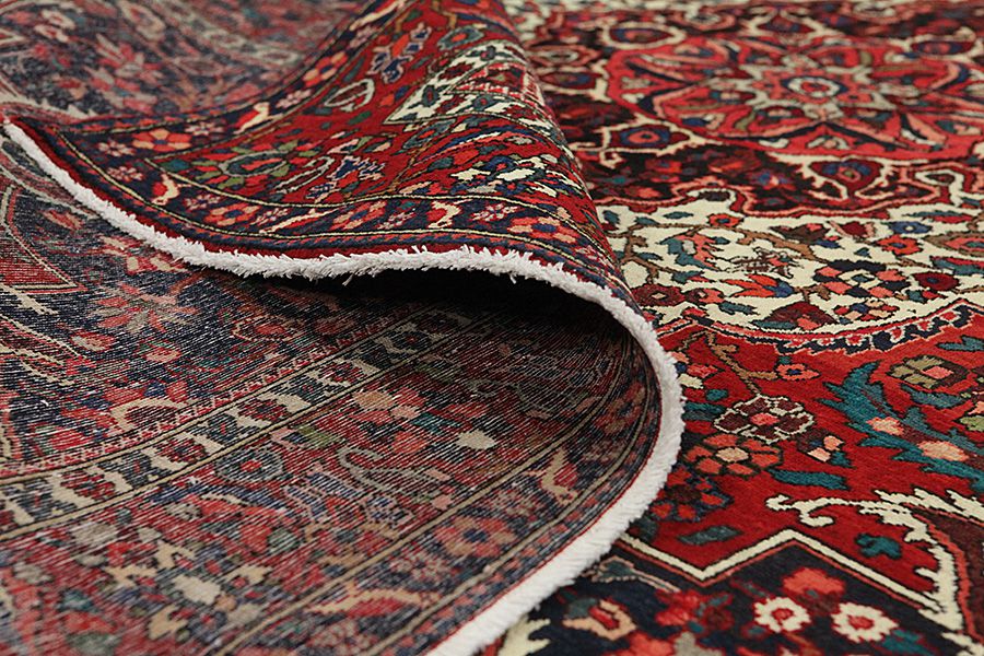 Bakhtiari Persian Carpet 335x207 - Picture 4