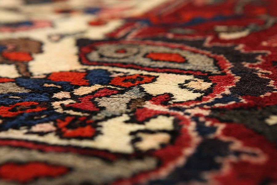 Bakhtiari Persian Carpet 327x205 - Picture 8