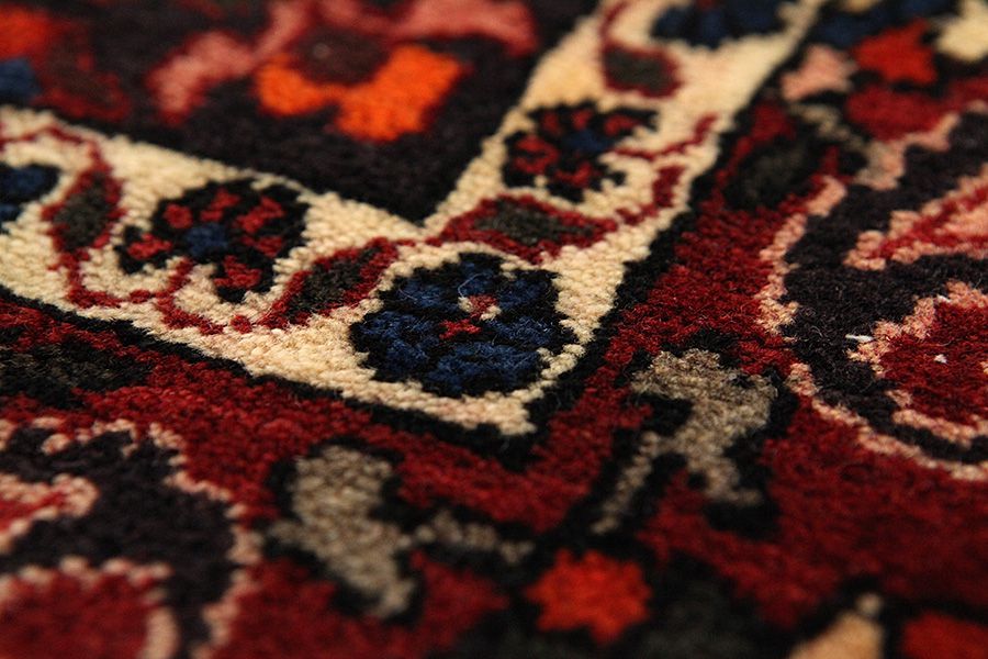Bakhtiari Persian Carpet 327x205 - Picture 9