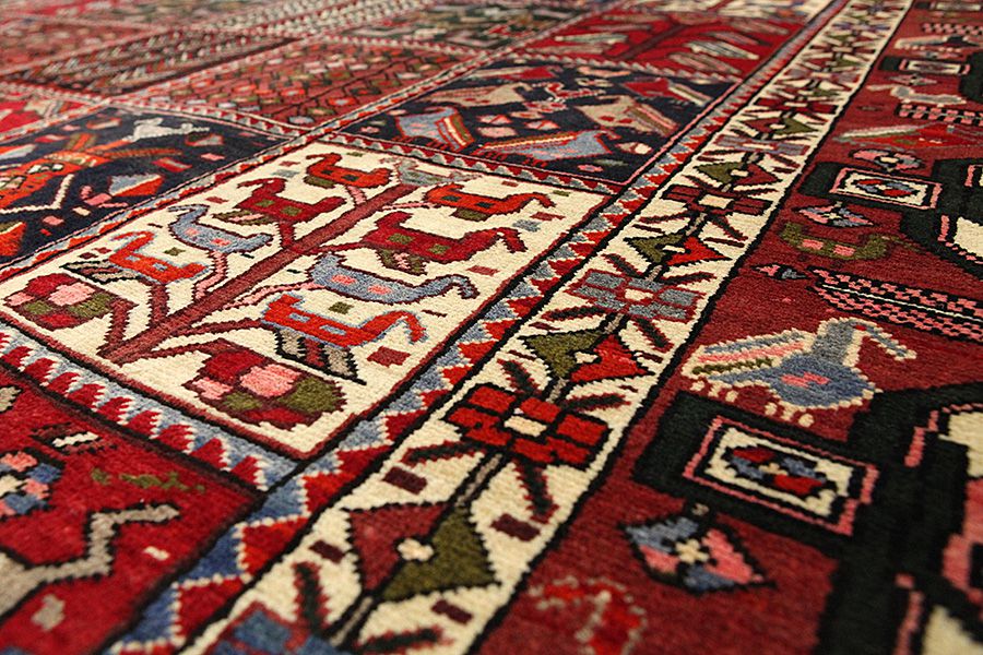 Bakhtiari Persian Carpet 295x210 - Picture 8