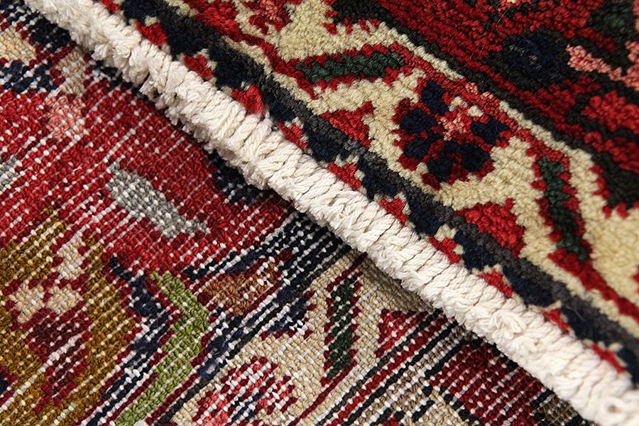 Bakhtiari Persian Carpet 302x165 - Picture 5
