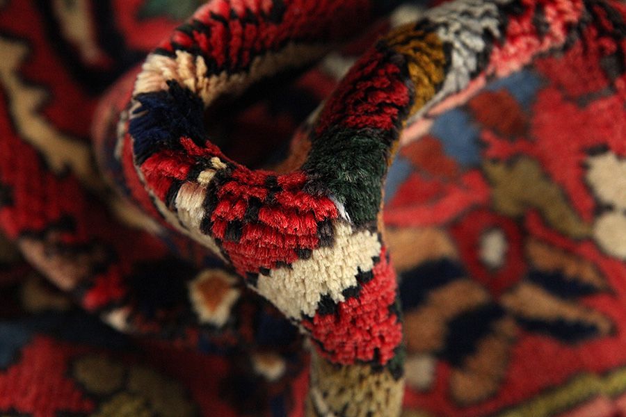 Bakhtiari Persian Carpet 302x165 - Picture 6