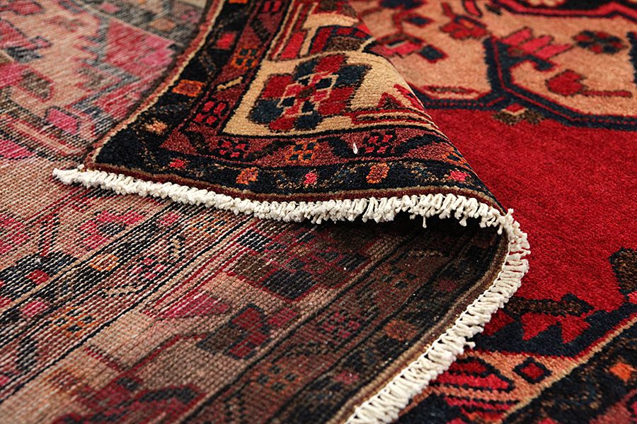 Lori - Bakhtiari Persian Carpet 273x144 - Picture 4