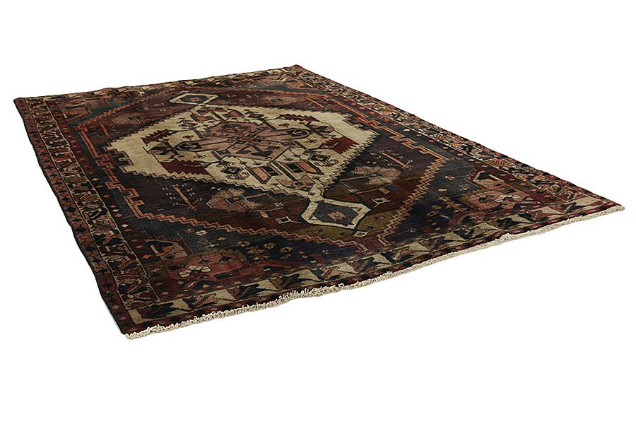 Lori - Bakhtiari Persian Carpet 272x193 - Picture 1
